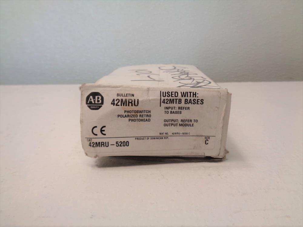 Allen Bradley Photoswitch Polarized Retro Photohead 42MRU-5200